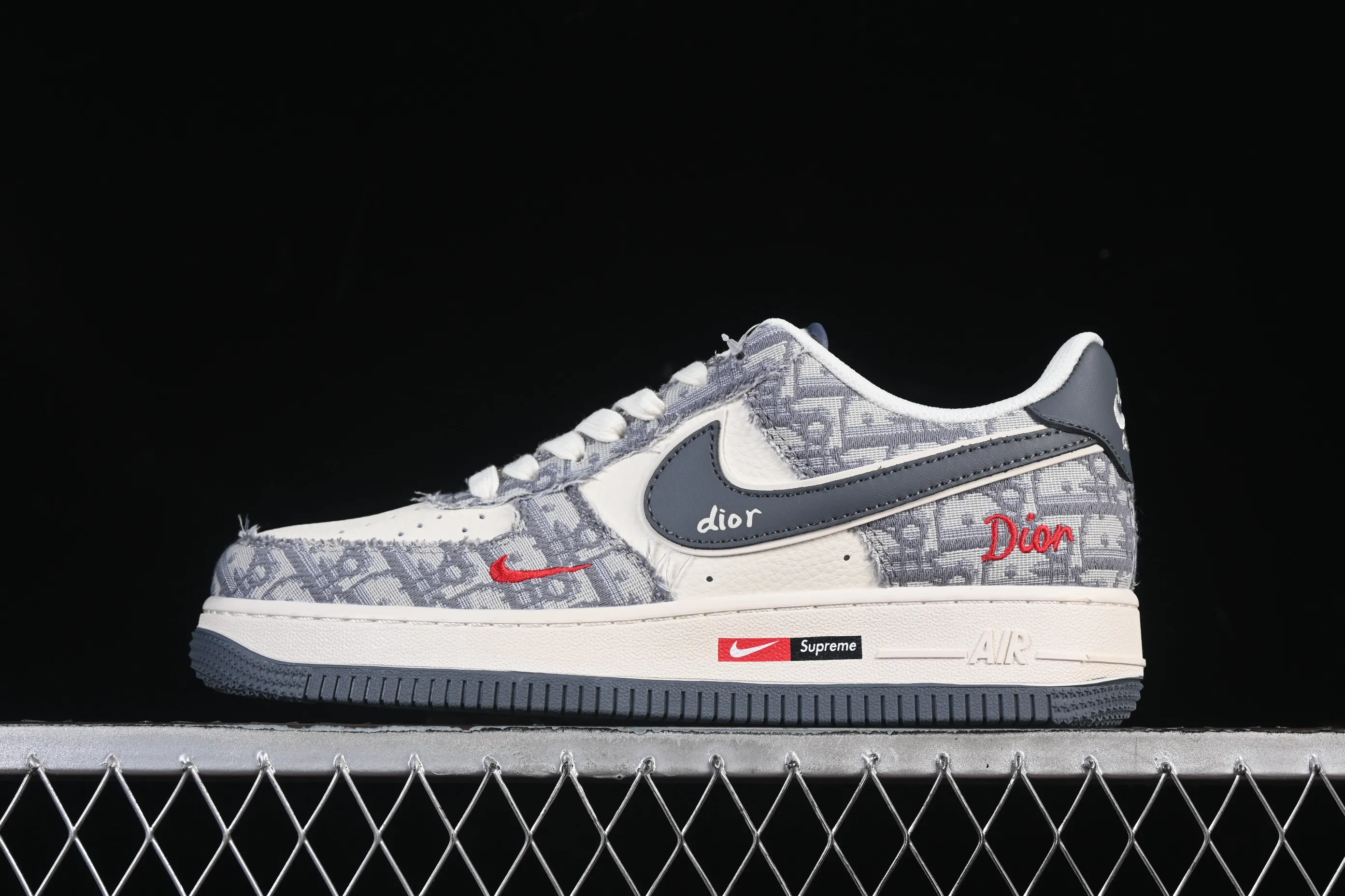 All categories Nk Air Force 1 Air Force series Nk Air Force 1 Low Air Force low top Nike Air Force 1'07 Low Dior joint pattern beige gray red Air Force 1 low top casual sneakers MZ9588-807